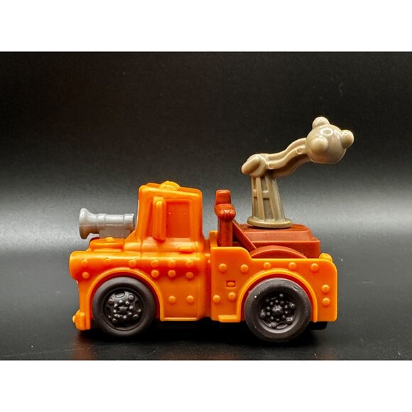 Disney Pixar Cars On the Road Tow Mater Toy Truck Figure McDonald’s Kids Meal - Picture 4 of 15